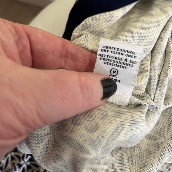 DVF Navy & Off White Silk Printed Reina Tunic Dress - Picture 10 of 10